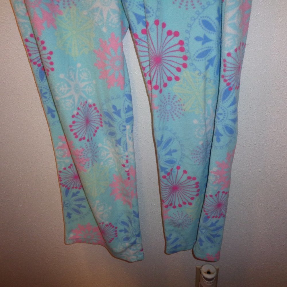 COVINGTON Women's Pajamas Size Medium - Picture 8 of 11